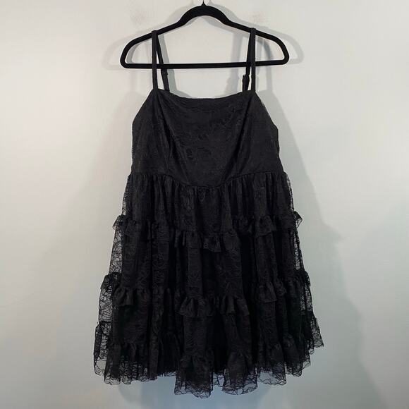 Torrid Women Black Lace Tier Ruffles Babydoll Mini Dress Size 1 Whismygoth - Picture 1 of 9